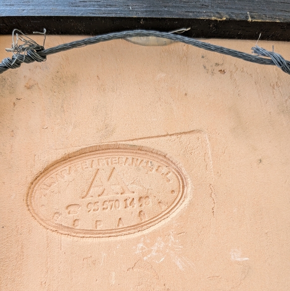 Vintage Spanish tile wall hanging - Picture 12 of 12